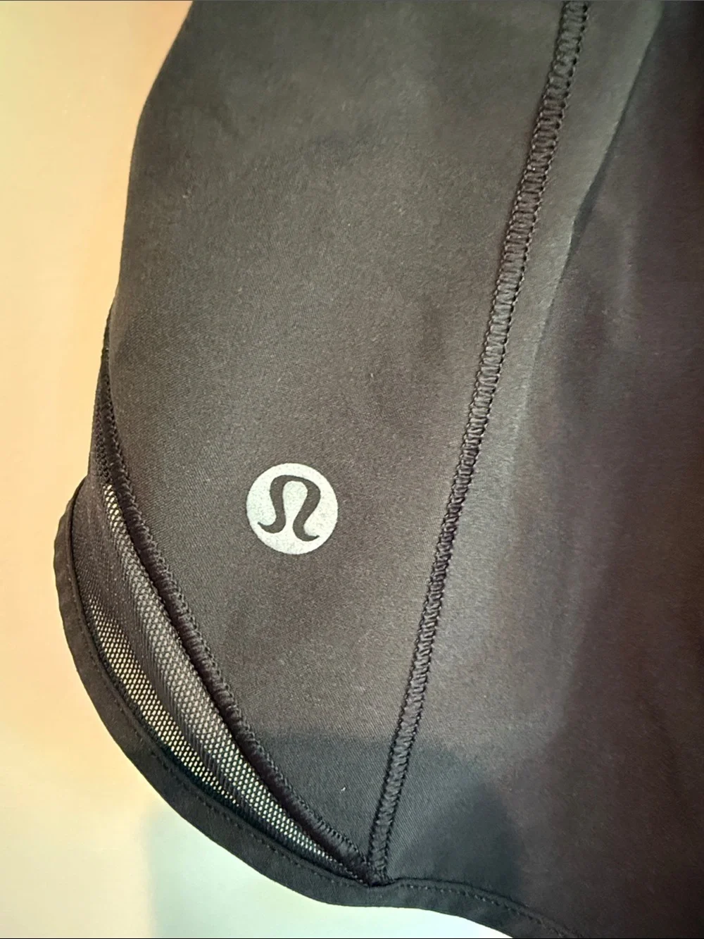 Lululemon Hotty Hot Low-Rise Lined Short